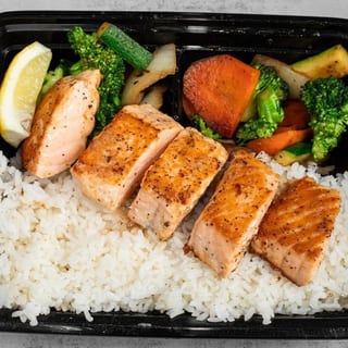 Salmon Plate